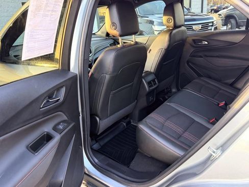 Used 2023 Chevrolet Equinox RS image 8