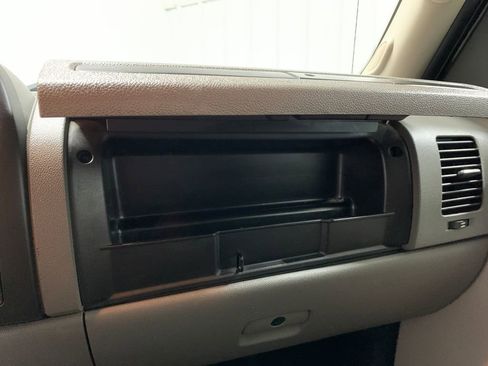 Used 2011 Chevrolet Silverado 1500 W/T w/ LS Package AWD/4WD image 25
