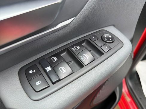 Used 2020 RAM 1500 Big Horn image 12