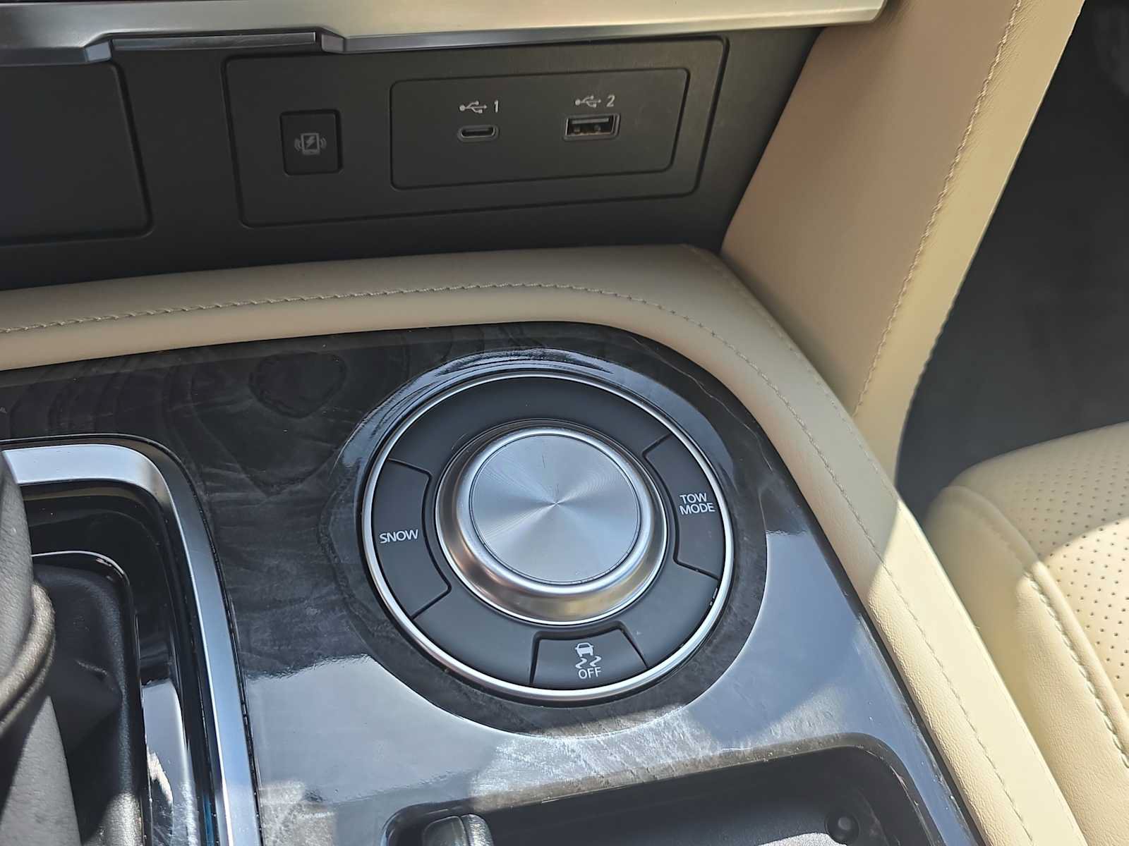 Used 2023 INFINITI QX80 Sensory w/ All-Season Package RWD image 19