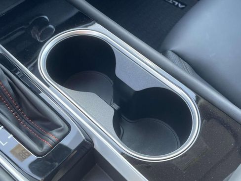 New 2025 Nissan Altima 2.5 SR image 29