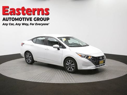 Used 2023 Nissan Versa SV FWD image 48