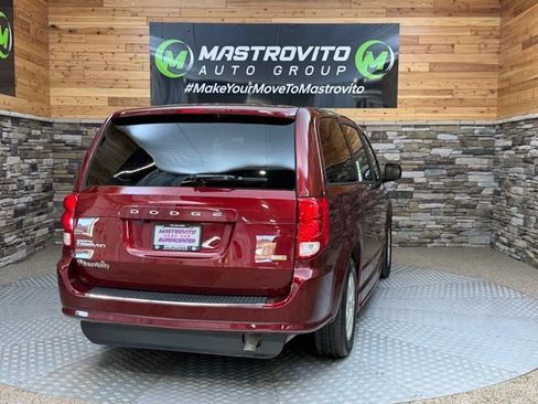 Used 2019 Dodge Grand Caravan SE w/ Power Convenience Group I FWD image 10