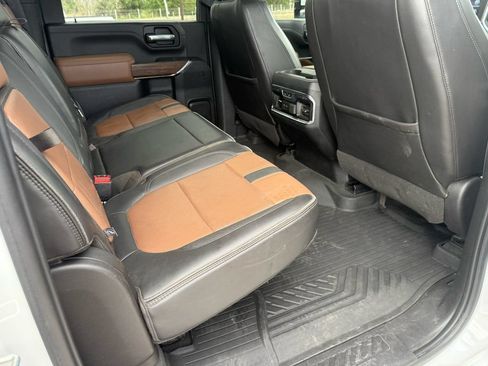 Used 2021 Chevrolet Silverado 2500 High Country w/ Z71 Off-Road Package AWD/4WD image 21