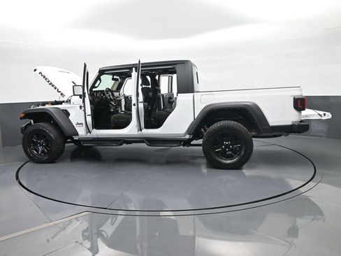 Used 2023 Jeep Gladiator Mojave image 67