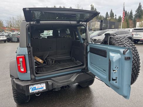 Used 2022 Ford Bronco Wildtrak image 11