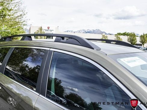 Used 2025 Subaru Ascent Premium AWD/4WD image 5