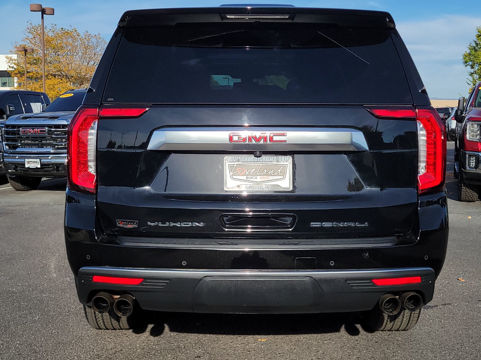 Used 2021 GMC Yukon XL Denali AWD/4WD image 12