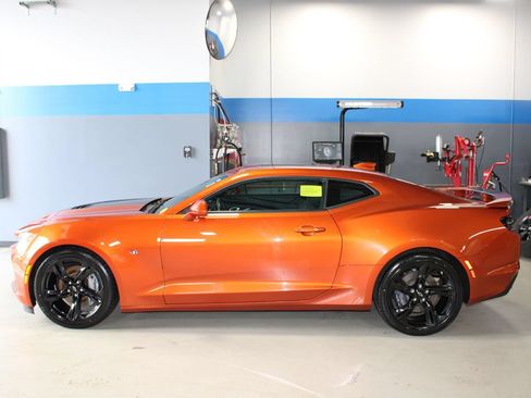 Used 2022 Chevrolet Camaro SS RWD image 10