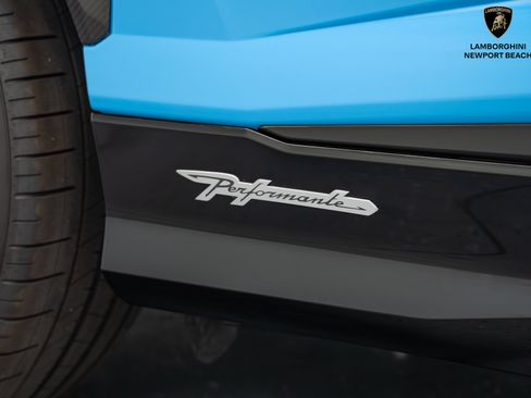 Used 2024 Lamborghini Urus Performante image 7