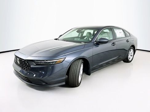 Used 2025 Honda Accord LX image 2
