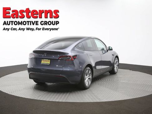 Used 2023 Tesla Model Y Long Range AWD/4WD image 34