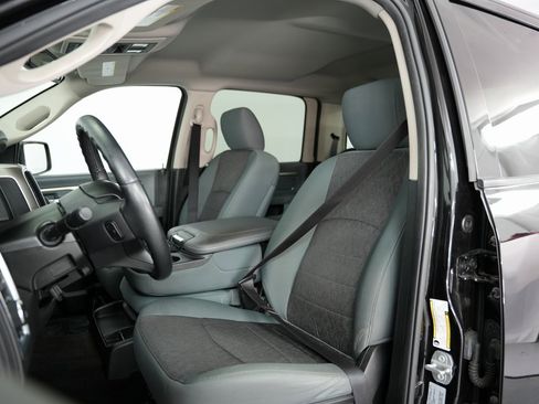 Used 2015 RAM 1500 Big Horn image 41