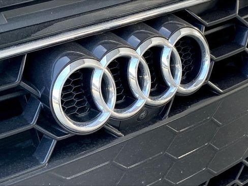 Used 2022 Audi A4 2.0T Premium Plus w/ Premium Plus Package AWD/4WD image 29