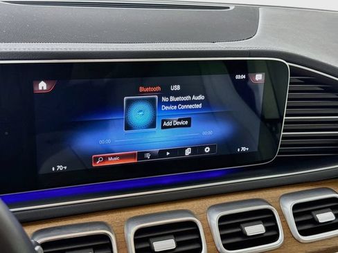 Used 2023 Mercedes-Benz GLS 450 4MATIC image 15