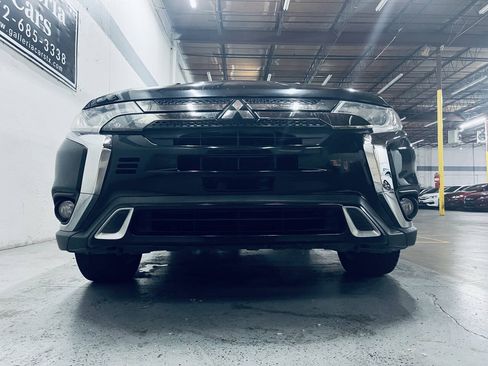 Used 2019 Mitsubishi Outlander LE FWD image 4