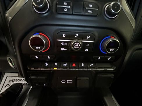 Used 2021 Chevrolet Silverado 1500 LT Trail Boss w/ Convenience Package II image 19