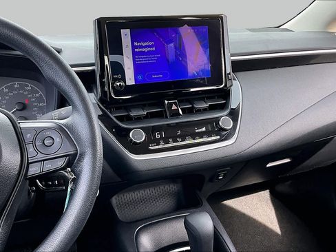 Used 2024 Toyota Corolla LE FWD image 7