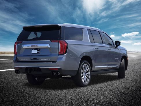 Used 2021 GMC Yukon XL Denali w/ Denali Premium Package RWD image 23