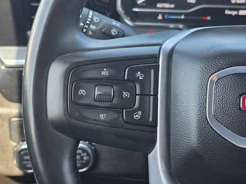 Used 2025 GMC Sierra 1500 SLT RWD image 32