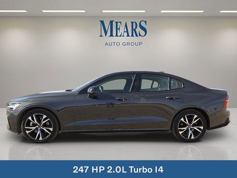 Certified 2024 Volvo S60 B5 Core image 4