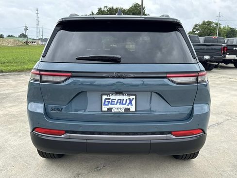New 2026 Jeep Grand Cherokee Limited RWD image 11