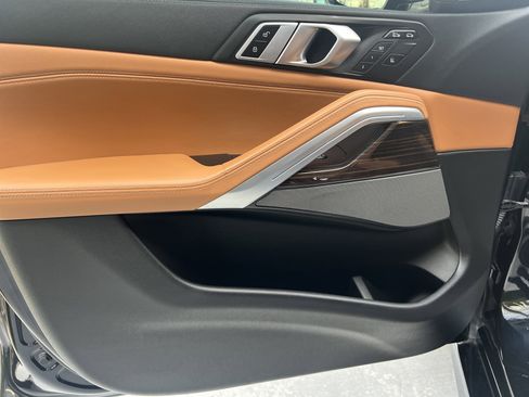 Used 2020 BMW X6 xDrive40i w/ M Sport Package image 14