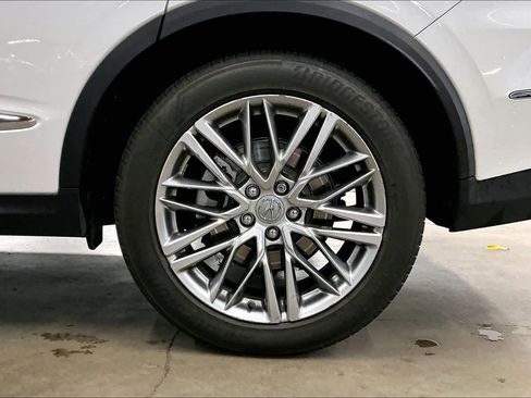 Used 2023 Acura MDX SH-AWD w/ Advance Package image 12