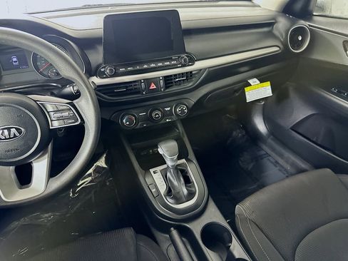 Used 2021 Kia Forte LXS FWD image 19