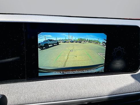 Certified 2025 Nissan Kicks SV AWD/4WD image 21