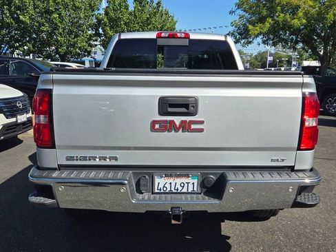Used 2015 GMC Sierra 1500 SLT w/ SLT Crew Cab Value Package AWD/4WD image 5