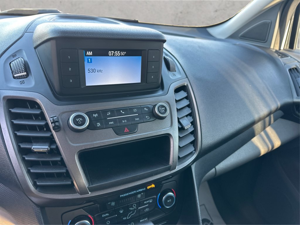 Used 2022 Ford Transit Connect XL FWD image 23