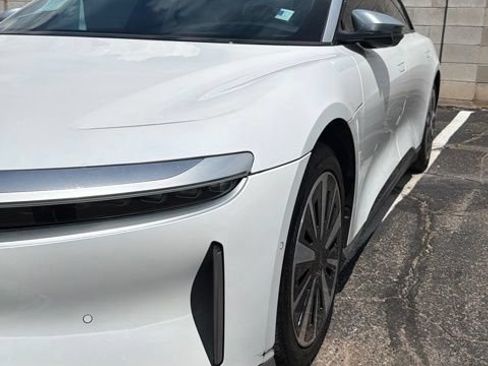 Used 2023 Lucid Air Grand Touring AWD/4WD image 2