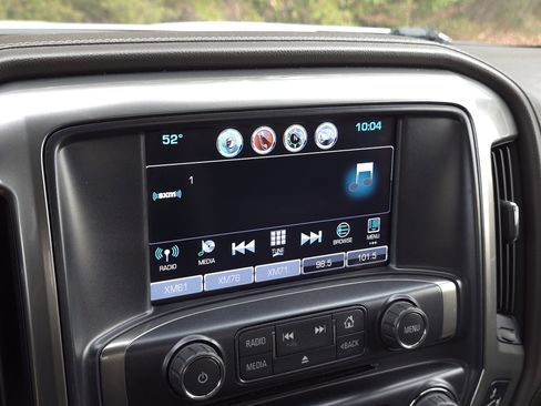 Used 2018 Chevrolet Silverado 1500 LTZ Z71 w/ LTZ Plus Package image 20