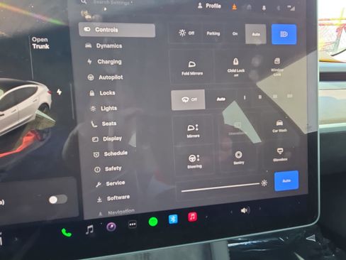 Used 2023 Tesla Model 3 Standard Range image 20