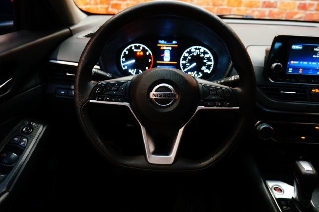 Certified 2022 Nissan Altima 2.5 S FWD image 11