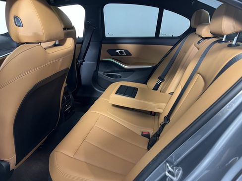 Used 2024 BMW 330e image 24