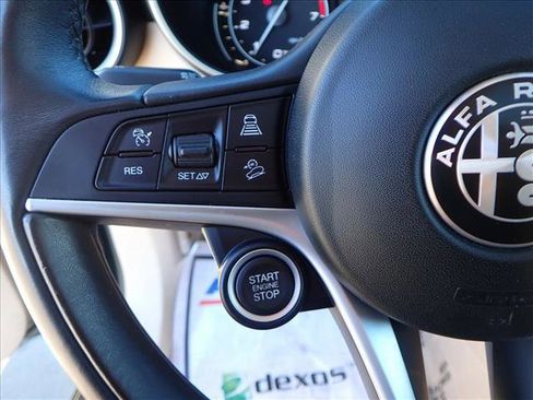 Used 2019 Alfa Romeo Stelvio Ti Lusso w/ Quick Order Package 22X Lusso image 17