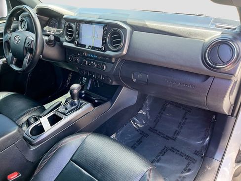 Used 2021 Toyota Tacoma TRD Pro AWD/4WD image 31
