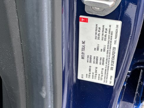 Used 2018 Tesla Model 3 Long Range RWD image 26