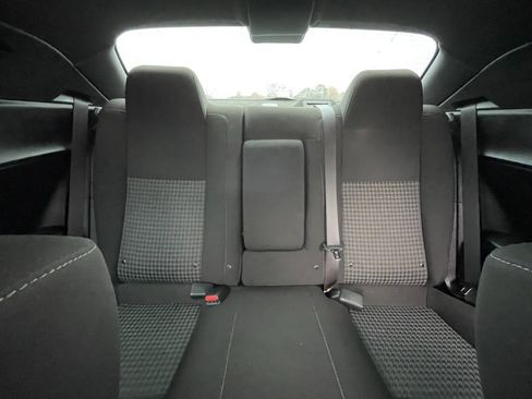 Used 2022 Dodge Challenger R/T image 27