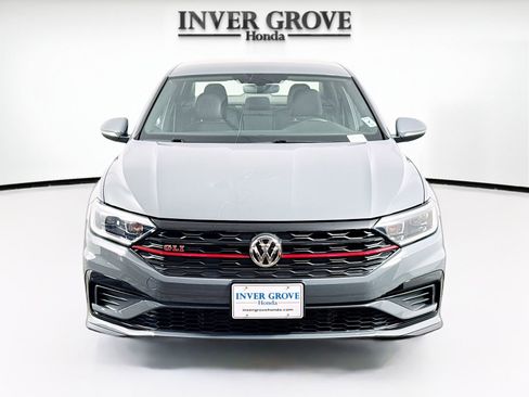 Used 2019 Volkswagen Jetta GLI FWD image 2