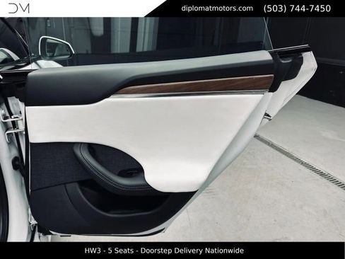 Used 2022 Tesla Model S AWD/4WD image 28