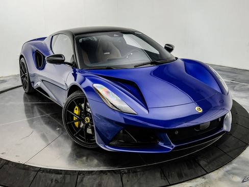 Used 2026 Lotus Emira SE RWD image 32
