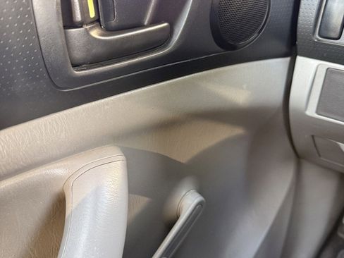 Used 2014 Toyota Tacoma 2WD Regular Cab image 24