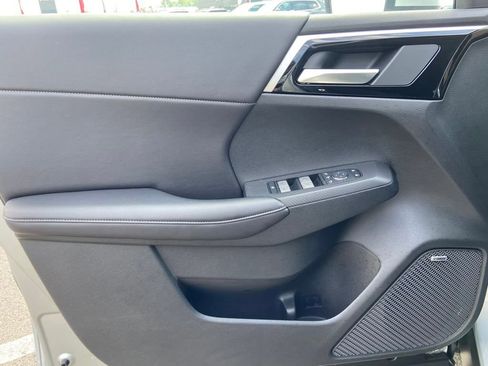 New 2025 Mitsubishi Outlander Trail Edition image 14