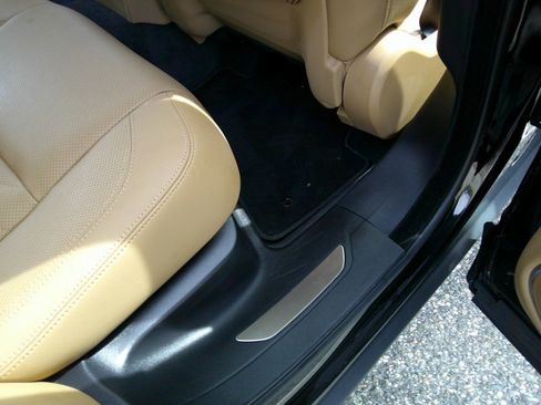 Used 2023 Jaguar F-PACE S image 67