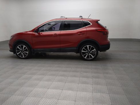 Used 2018 Nissan Rogue Sport SL FWD image 3