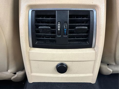 Used 2018 BMW 320i xDrive Sedan w/ Convenience Package image 28