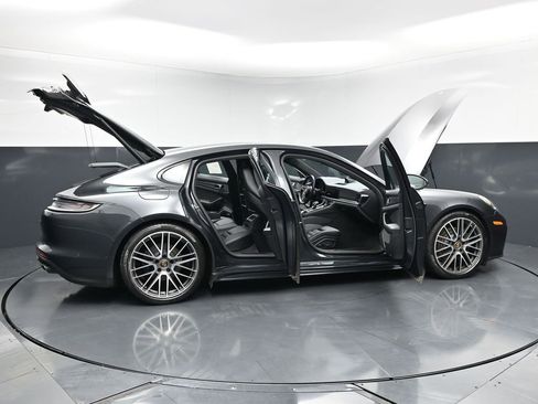 Certified 2023 Porsche Panamera 4 Platinum Edition w/ Assistance Package AWD/4WD image 33